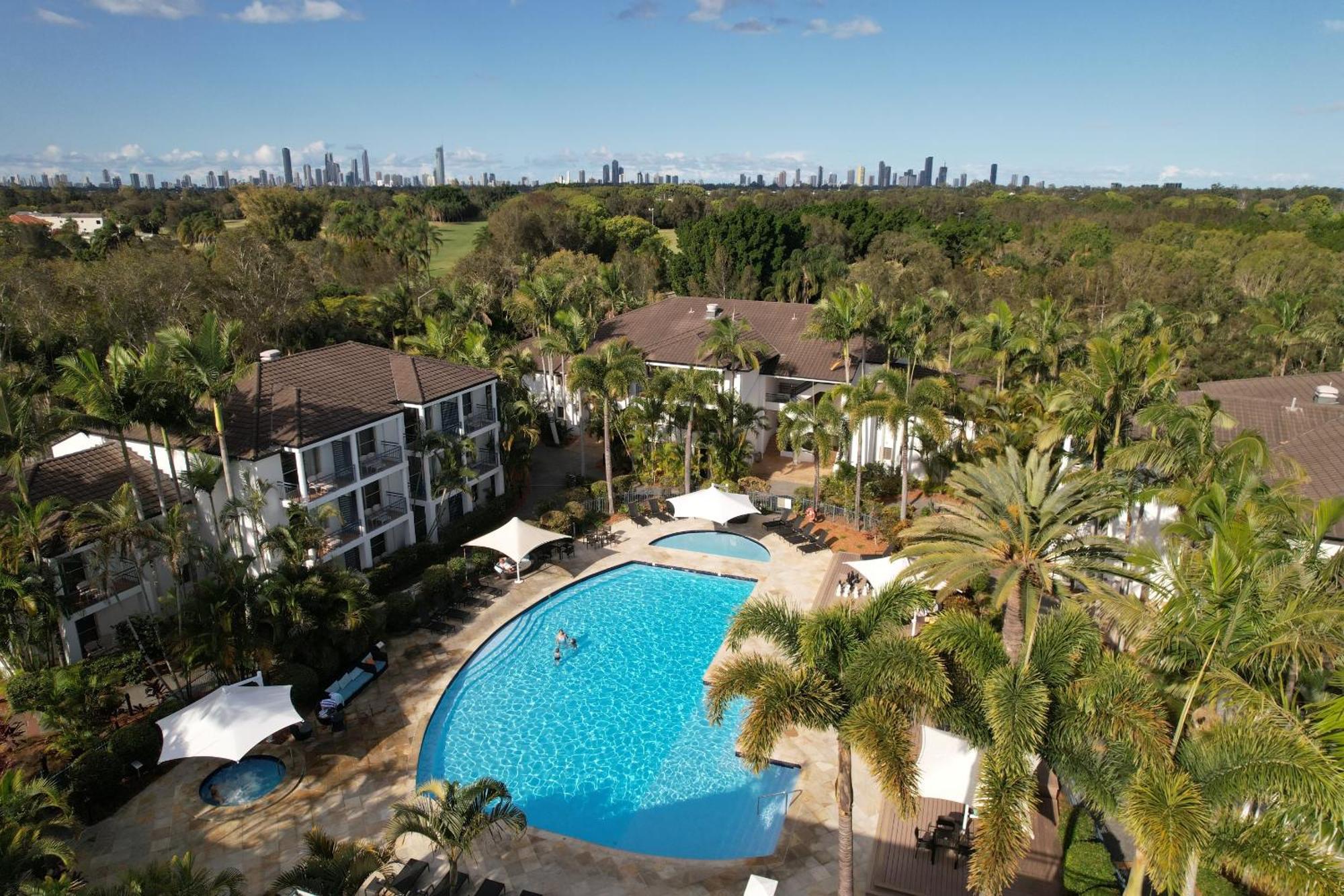 Mercure Gold Coast Resort Bagian luar foto