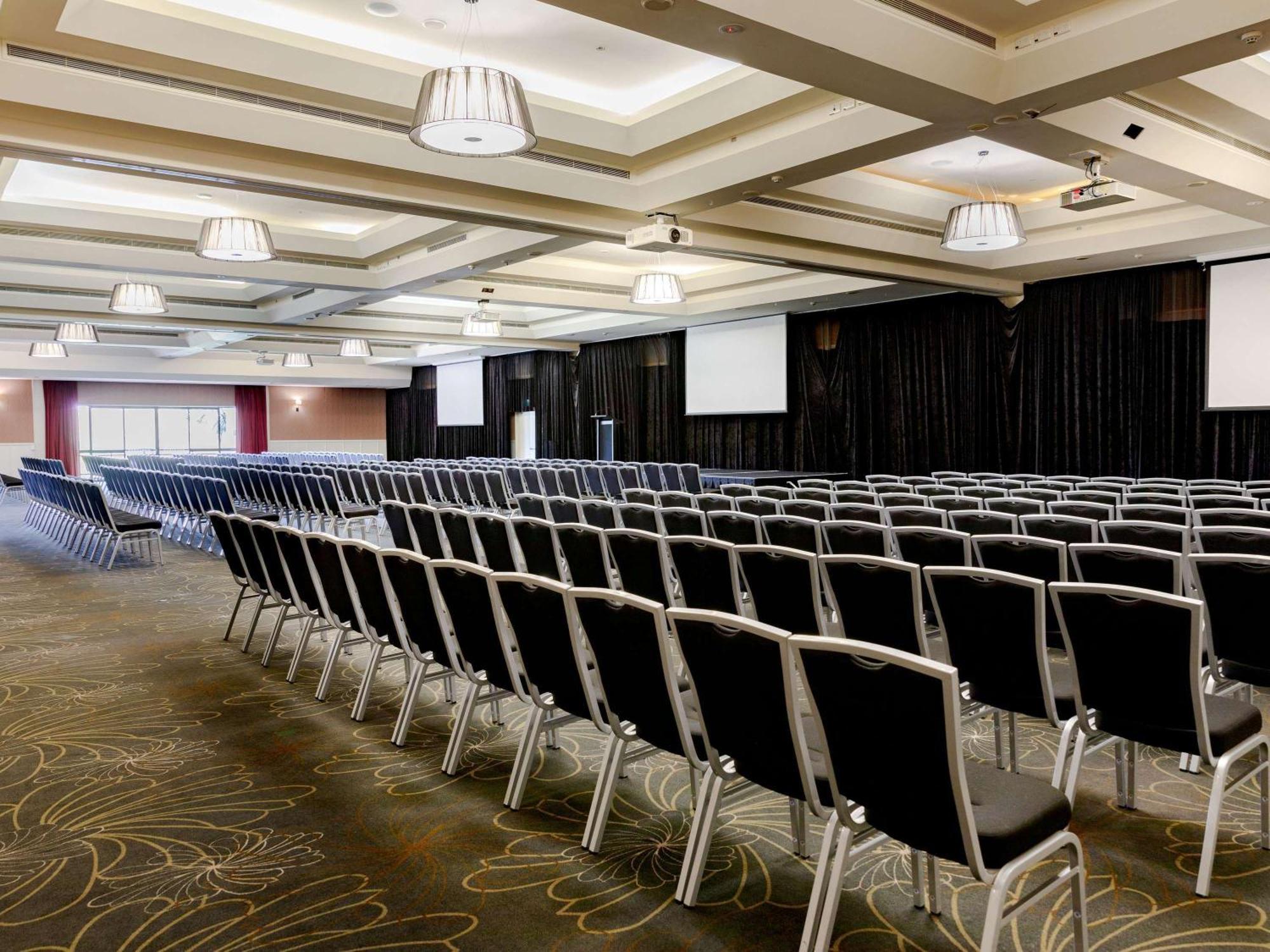 Mercure Gold Coast Resort Bagian luar foto