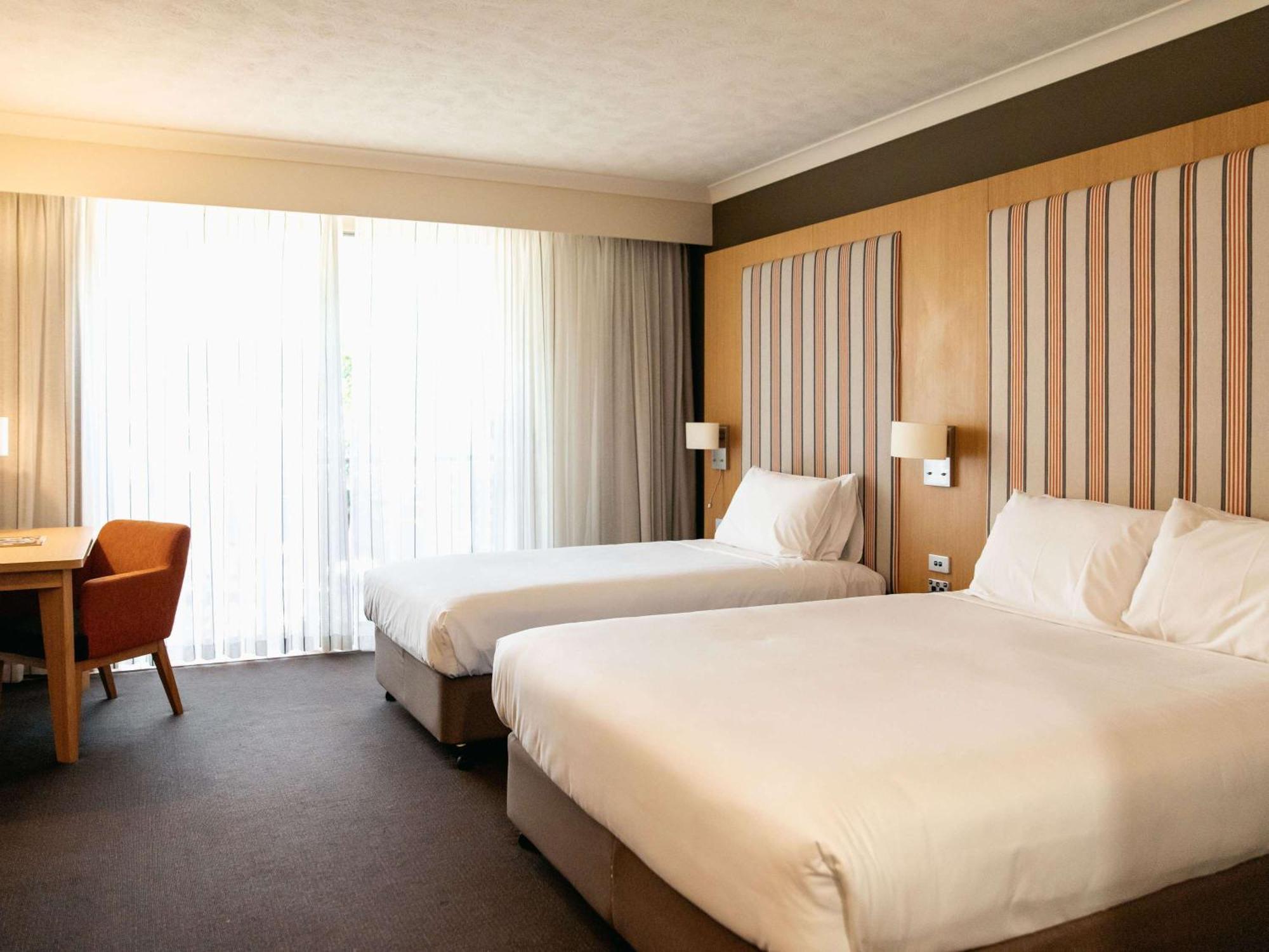 Mercure Gold Coast Resort Bagian luar foto